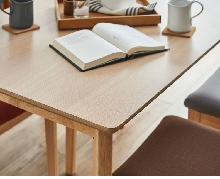 ダイニングテーブル メルロー 幅135cm 単品 オーク 突板 天然木 木製 テーブル 食卓テーブル 4人掛け ウレタン塗装 ナチュラル 北欧風 カントリー モダン おしゃれ 135×80cm インテリア 机 テーブル(代引不可)