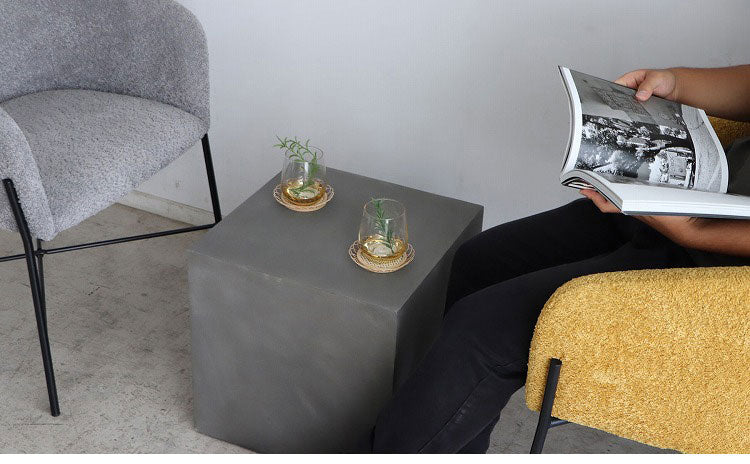 キューブテーブル レイジー UP ST 東馬 キューブ家具 グレー サイドテーブル 展示什器 コンクリート調 モダン家具 MDF 軽量家具 組立不要 ディスプレイ台 インテリア什器 シンプル家具(代引不可)