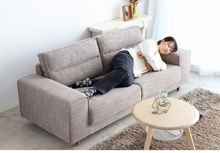 ソファ ヘボン UP 東馬 ソファ 3人掛け ブラウン おしゃれ 木脚 クッション付き 北欧風 リビングソファ モダン家具 ウレタンフォーム ポリエステル 張地 組立簡単 インテリア シンプルソファ(代引不可)