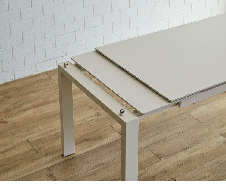 伸長式 セラミック ダイニングテーブル 140~180cm 単品 4人 6人掛け 伸縮 伸長 セラミックテーブル スチール脚 グレー ベージュ モダン スタイリッシュ 長方形 耐熱 耐久性 4人用 6人用 食卓 人気(代引不可)